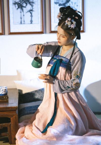 人妻内射一区二区在线视频_HD手机免费观看完整