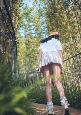 国产TS馨蕾口爆直男人妖_电视剧在线观看